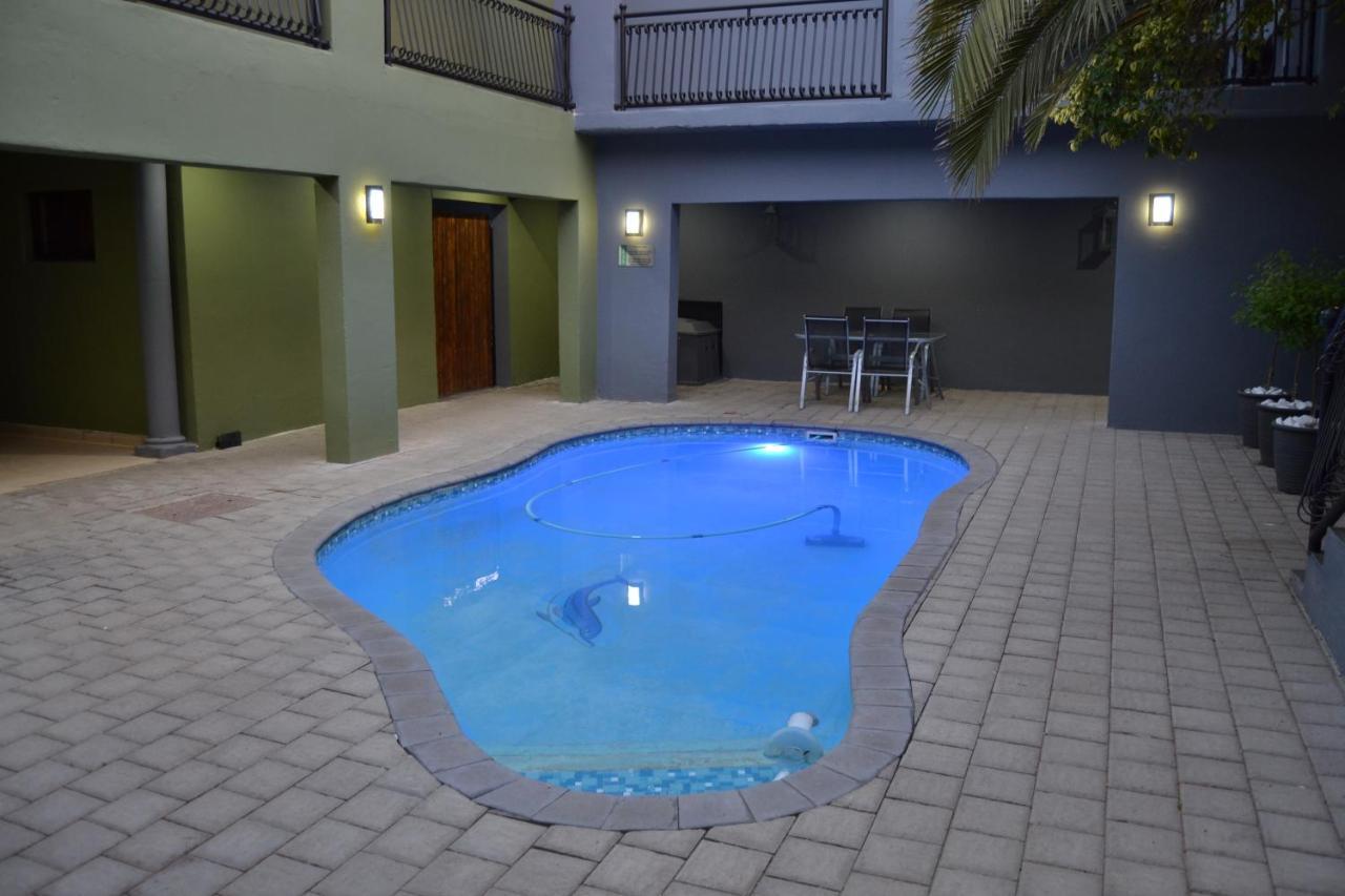 בלומפונטייין African Sands Guesthouse Load Shedding Free מראה חיצוני תמונה