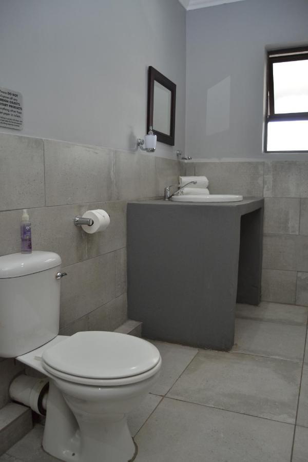 בלומפונטייין African Sands Guesthouse Load Shedding Free מראה חיצוני תמונה
